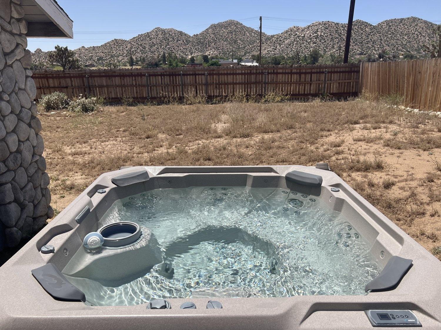 Rawhide Ranch - Walk To Pappy And Harriet'S With Hot Tub! Home 尤卡谷 外观 照片
